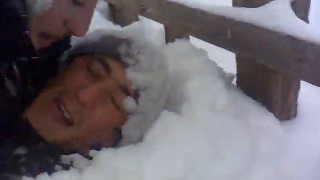 кирпич и зима смотреть онлайн