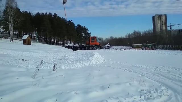 Горнолыжный-Клуб Иня Ратрак Ohara SRH240