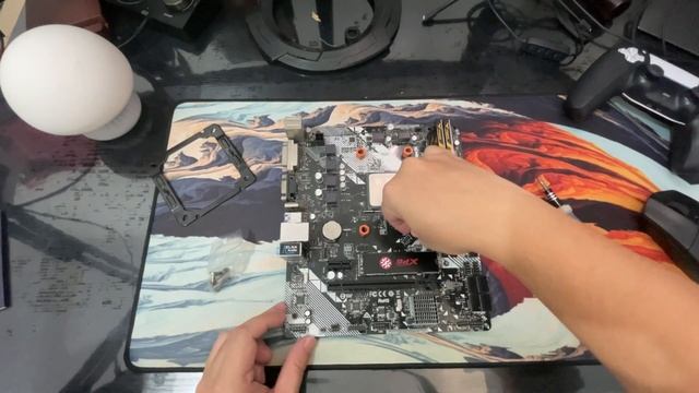 Deepcool AK400 Unboxing and Assembly смотреть онлайн