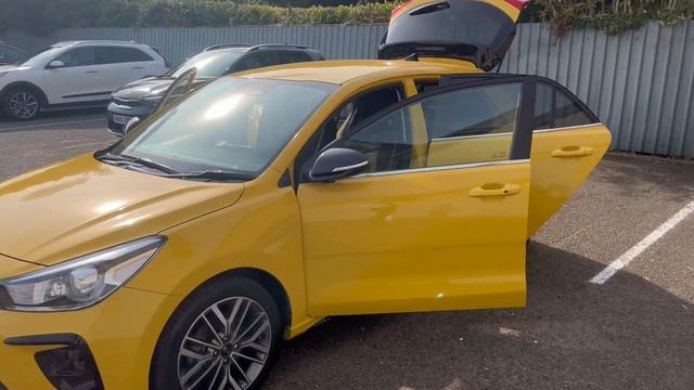 Kia Rio GT-S Line смотреть онлайн