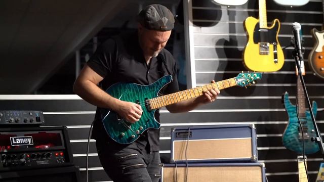 Alex Hutchings: Stunning