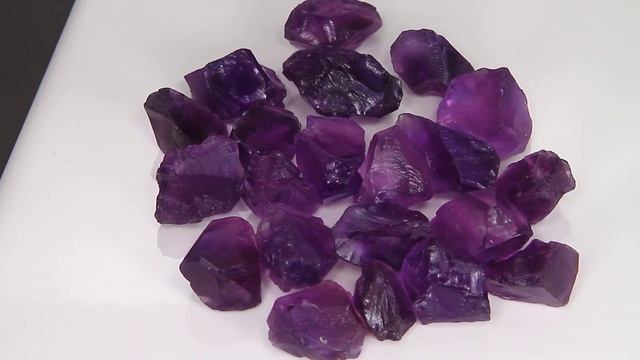 Rough Amethyst Crystals смотреть онлайн