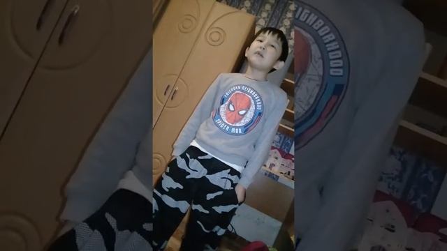 Гигантский ленивец смотреть онлайн