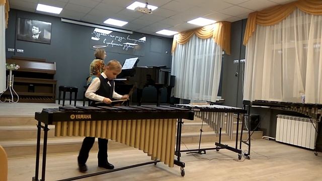 И. Брамс " Венгерский танец № 5" Василевский Семён 2- ой класс. смотреть онлайн
