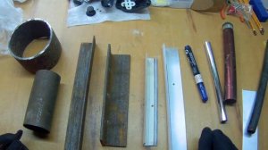 Как точно и быстро разметить трубку вдоль , и на две половинки .