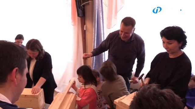 Разные носки - новый тренд! смотреть онлайн