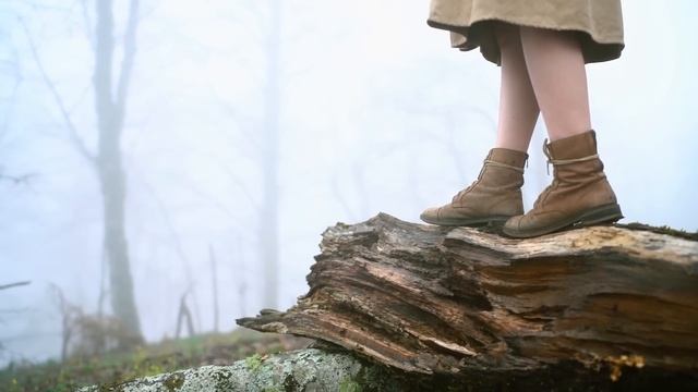 Пользуя внучку на глазах у немощной бабушки, мерзавцы откинули сарафан и оцепенели! смотреть онлайн