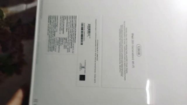 Apple ipad 8th generation unboxing , ordered from online Apple store, смотреть онлайн