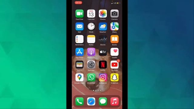 How To Enable Dark Mode On WhatsApp On iPhone смотреть онлайн