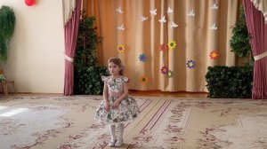 Март. Ирина Гурина. Стихотворение. Синякина Виктория 4 года.