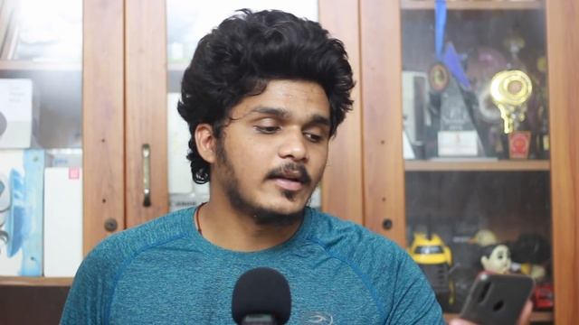 Honor 8x Vs Realme 2 Pro Full in-depth Comparison in Tamil! смотреть онлайн