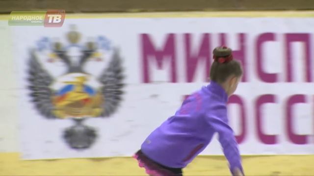 Первенство Кировска по фигурному катанию смотреть онлайн