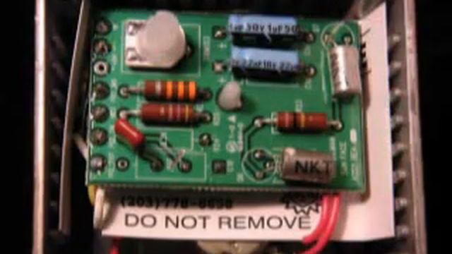 e-flat test Sunface VS Fuzz head смотреть онлайн
