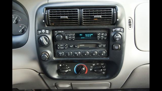 1996 Ford Explorer 4WD 5-Speed Manual смотреть онлайн