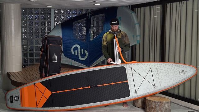 Esittelyssä: Shark Touring 12´6 x 32" x 6" SUP-lauta смотреть онлайн