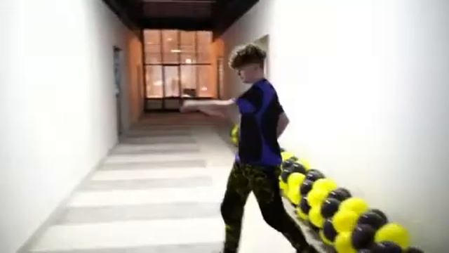 Люсик разбил айпад прямо на турнире? смотреть онлайн