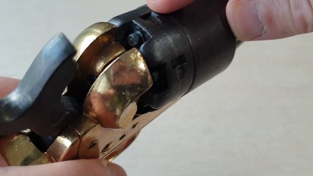 콜트SAA의 ‘형님’...데닉스 M1860에 화약을.... DENIX Civil War M1860 Brass Finish Revolver Replica Cap Firing смотреть онлайн