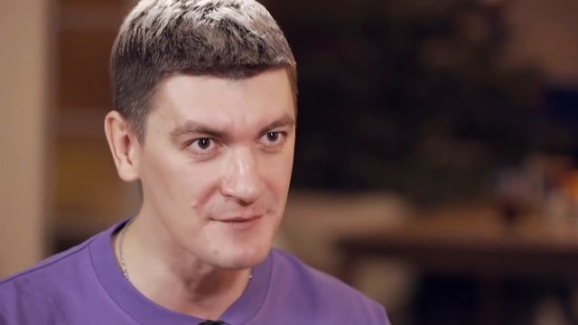 АЛЕКСАНДР ГУДКОВ: о смехе на похоронах, угрозах и Петросяне смотреть онлайн