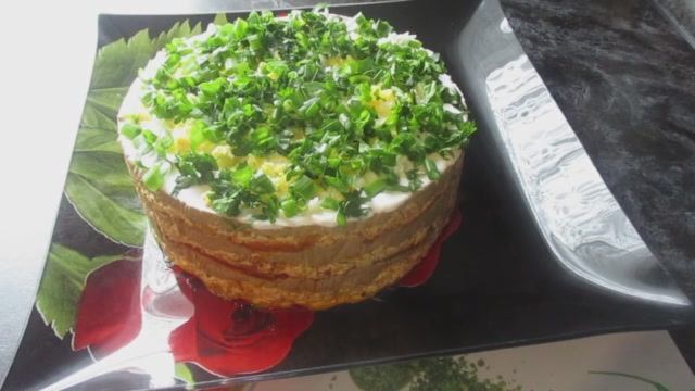 Закусочный печеночный торт.