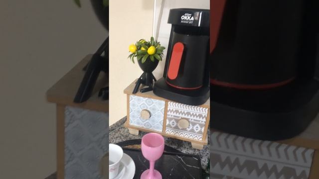 Okka minio jet kahve makinası deniyoruzz(sütlü menengiç kahvesi tadı)☕️#keşfet #okka#kahve#makina смотреть онлайн