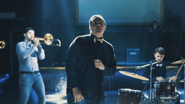 "Ленинград - Экспонат" men's cover by "City Lights band" смотреть онлайн