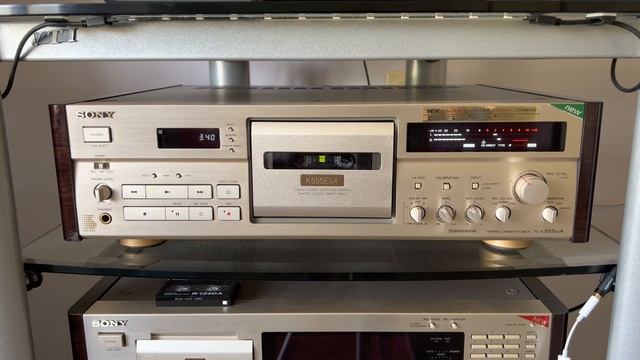 RCA Output: Golden Sony TC-K555esA Playing Moreza #2 смотреть онлайн