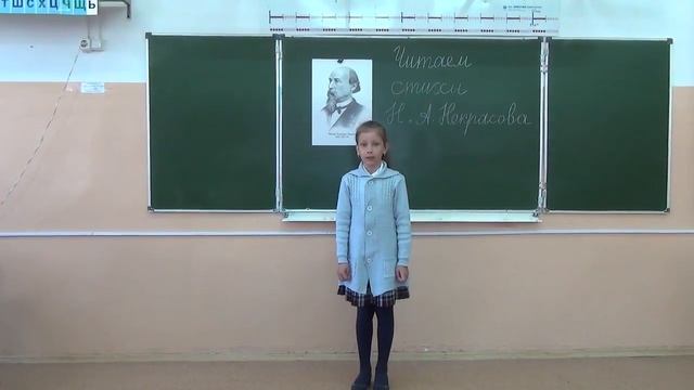 Страна читающая - Яна Шмидт читает произведение "Перед дождем" Н. А. Некрасова смотреть онлайн