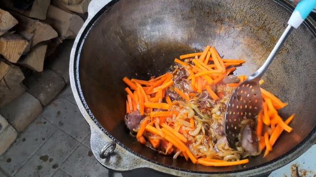 Рецепт Плова по Фергански в Казане на Костре. Самоизоляция. смотреть онлайн