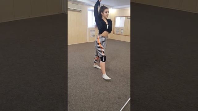 Виктория Стретович, восточные танцы, Житомир, школа танцев АМБЕРЛИ смотреть онлайн