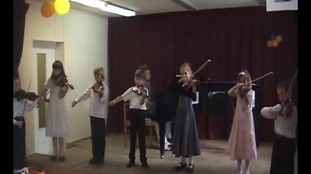 колечко. 7 Year Old Violin player смотреть онлайн
