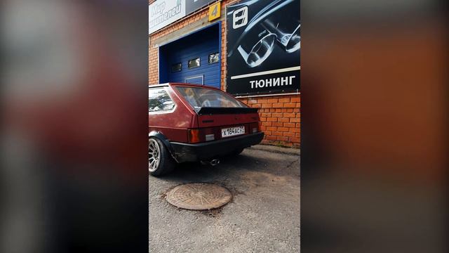 Прямоточный выхлоп ВАЗ 2108 c 16 клапанным двигателем. смотреть онлайн