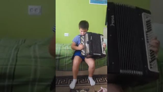 Играем На Баяне смотреть онлайн