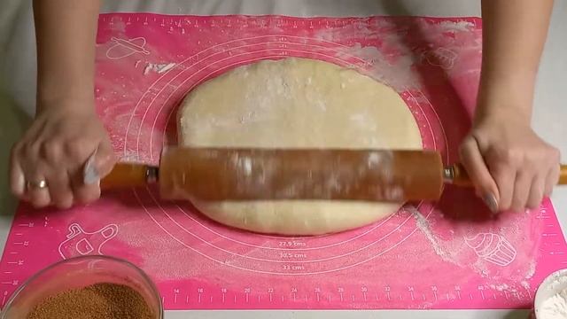 Самые вкусные Синнабоны со сливочным кремом. Булочки с корицей к чаю!!! смотреть онлайн