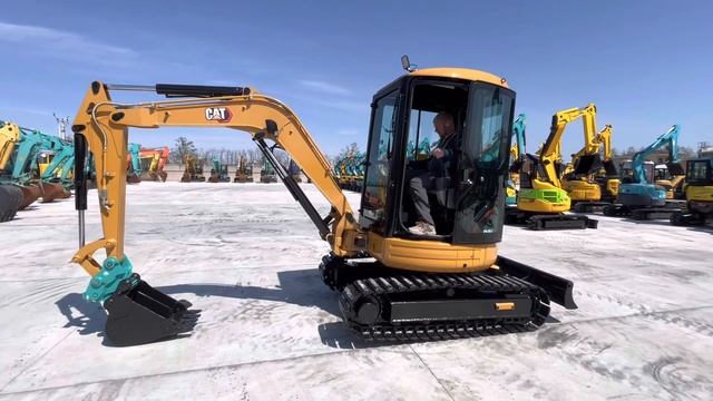 Видео обзор CATERPILLAR 303CR смотреть онлайн