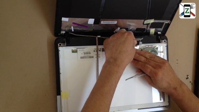 Acer ASPIRE E1-571 - LCD Display / Screen Replacement смотреть онлайн