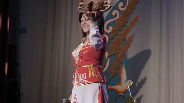 Центр ФАРН. Фестиваль «Ирон бæгæны 2017». Фрагмент 3.mp4 смотреть онлайн