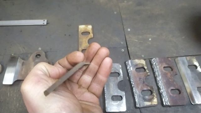 Кап.ремонт режущего аппарата (жатки). Часть 7(заключительная). Чешская косилка МФ-70, МФ-73. смотреть онлайн