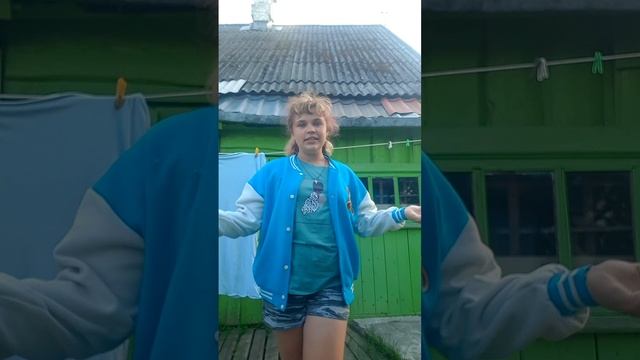 дженна ортега смотреть онлайн