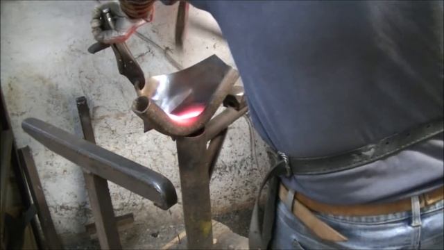 Как сделать готический налокотник / How to make a gothic style elbow смотреть онлайн