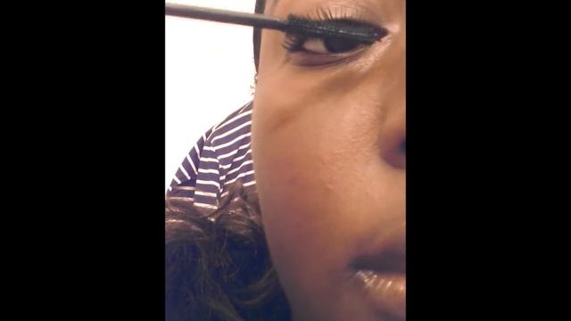 Rimmel London Lash Accelerator Endless Mascara Demo смотреть онлайн