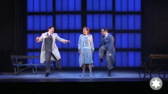 "Good Morning" - Singing in the Rain (Australian Cast) смотреть онлайн