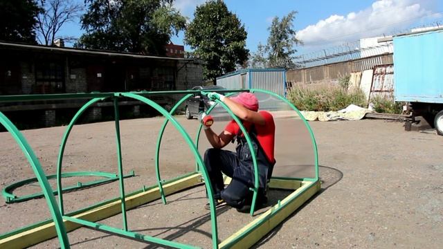 Сборка парника "Кабачок" производства компании "Тепличный выбор" смотреть онлайн