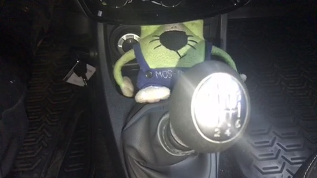 Ниссан Террано замок противоугонный (мультилок) на механическую коробку передач смотреть онлайн