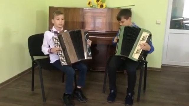 Жуматій Артемій, Лодигін Кирило. "На вулиці скрипка грає", "Лірична полька" смотреть онлайн