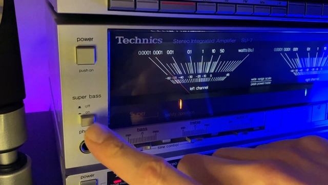 Винтажный усилитель Technics SU-7 смотреть онлайн