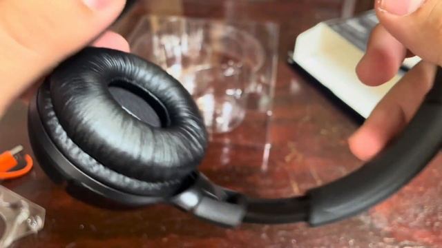 The Best Budget Friendly JBL Headphones! - JBL 510BT Unboxing смотреть онлайн