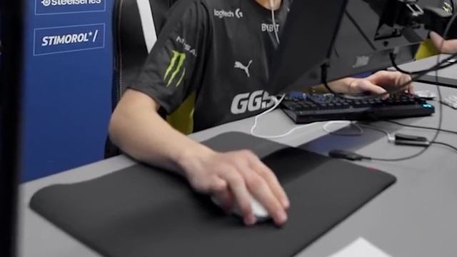 КАК B1T держит МЫШКУ? (b1t Mouse Grip)