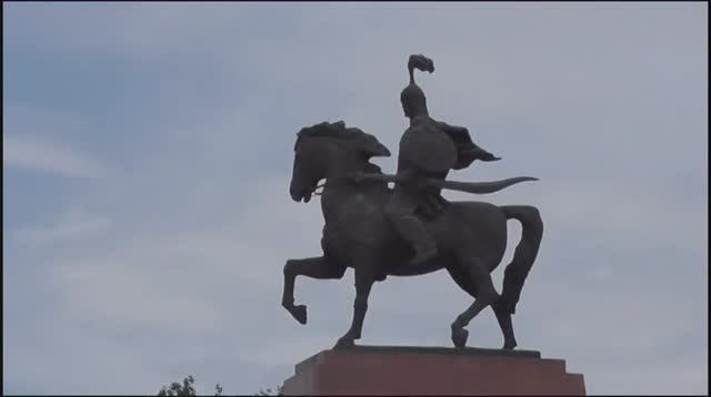 Прогулка по центру Бишкека смотреть онлайн