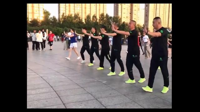 Chinese group shuffle dance смотреть онлайн