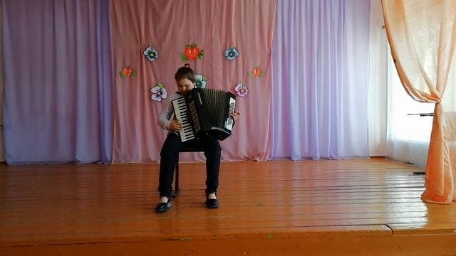 "Маленький вальс". Исполняет ученица 1 класса ДШИ Бастрыкина Маша (аккордеон). смотреть онлайн